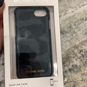 Michael Kors IPhone 7 Phone case